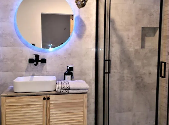 Klimatyczne شقة *